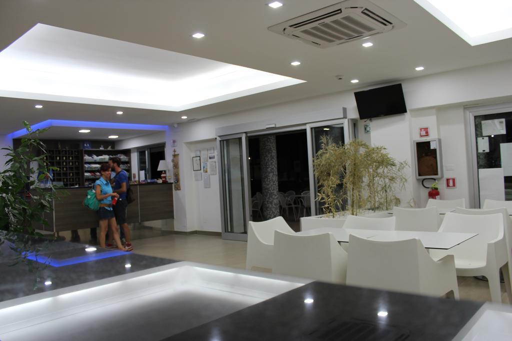Hotel Poseidon Corigliano Calabro Kültér fotó
